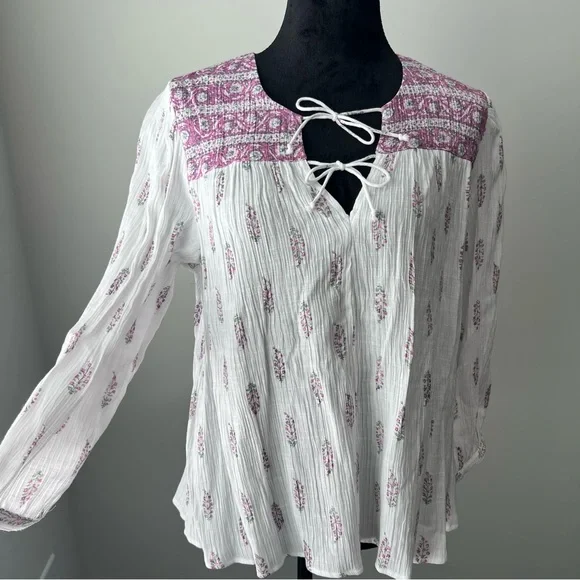 Wonderly White and Pink Patterned Blouse - XL - Picture 1 of 8